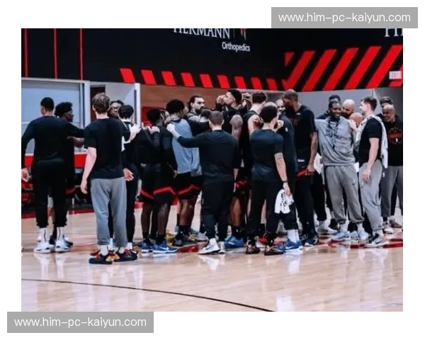 宿命对决！火箭vs勇士视频直播：休斯顿新军能否终结金州王朝的余晖？