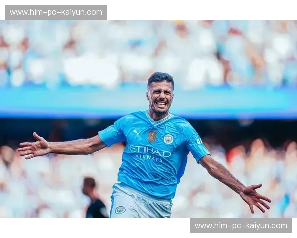 绿城蓝月,剑指巅峰:曼城与西布罗姆的绿茵叙事 绿城蓝月,剑指巅峰:曼城与西布罗姆的绿茵叙事